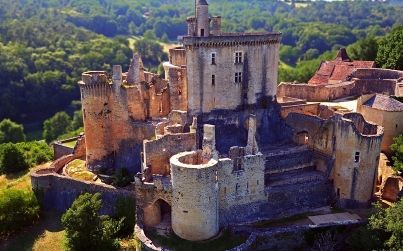 Château de Bonaguil - Châteaux de France