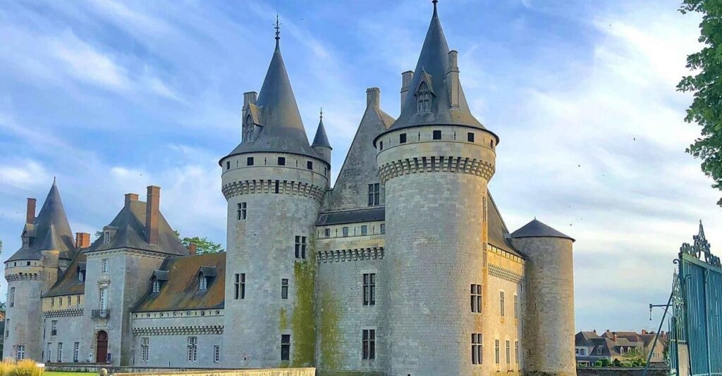 Château de Sully-sur-Loire