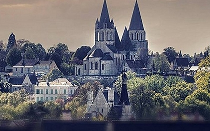 Cité Royale de Loches - Châteaux de France