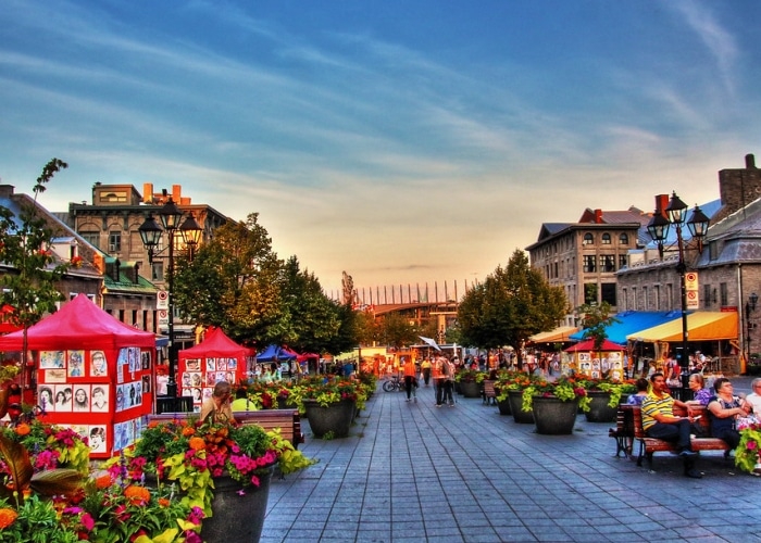 Montréal – Place Jacques Cartier