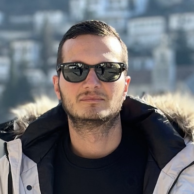 Jurgen Odaxhiu guide touristique en Albanie