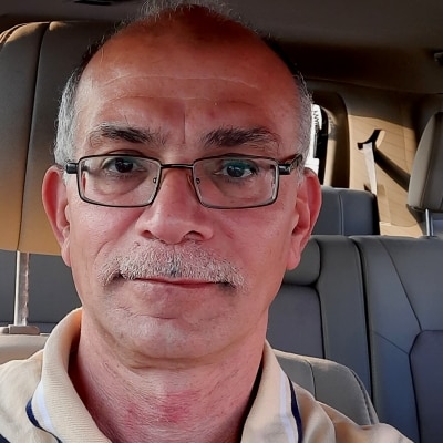 Yaseen Maher guide accompagnateur de voyage au Bahreïn