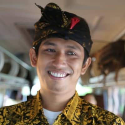 Agung Febry guide accompagnateur de voyage à Bali