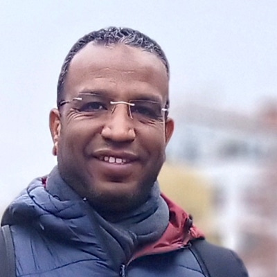 Ayman Ahmed guide accompagnateur de voyage en Égypte