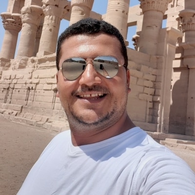 Michael Samy guide accompagnateur de voyage en Égypte