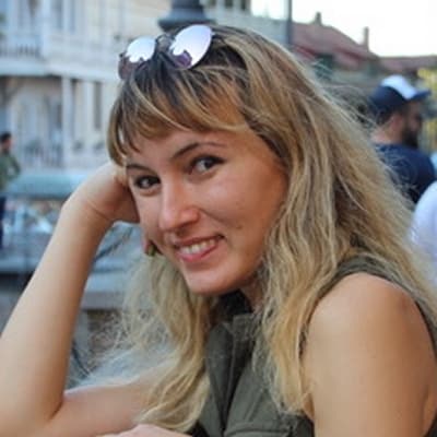 Teona Daushvili guide accompagnatrice de voyage à Tbilissi en Géorgie