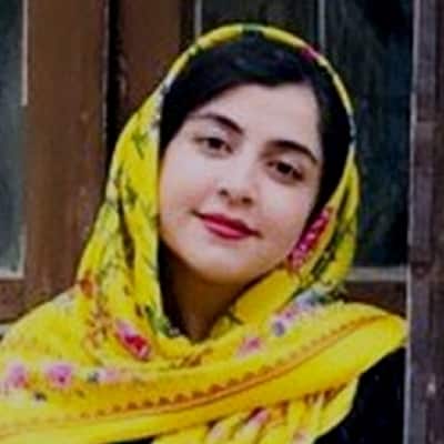 Asra Falahi guide accompagnatrice de voyage en Iran