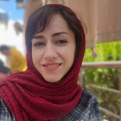 Parisa Malekahmadi guide accompagnatrice de voyage à Ispahan en Iran