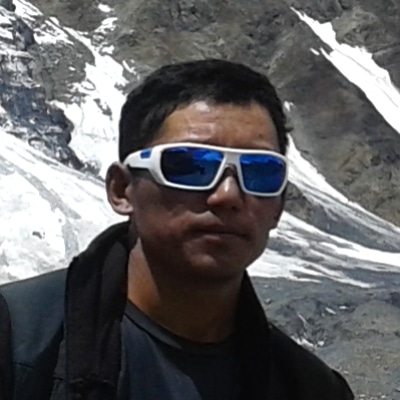 Kanchha Gurung guide touristique au Népal