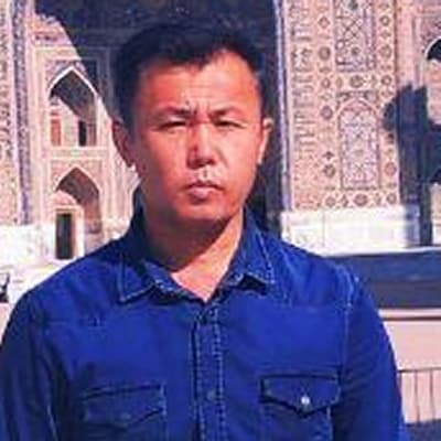 Ruslan Kholmirzaev guide accompagnateur de voyage en Ouzbékistan