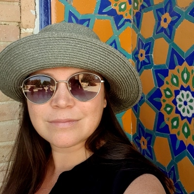 Kamilla Djalalova guide accompagnatrice de voyage en Ouzbékistan