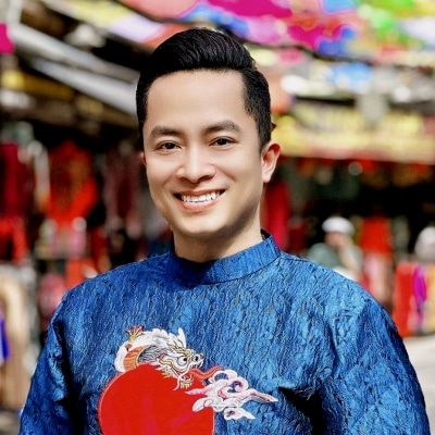 Giang Nguyen tour guide in Vietnam