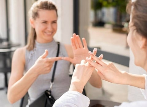 Visiter avec des guides en langage des signes