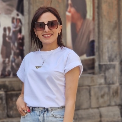 Ruzanna Voskanyan guide touristique en Arménie