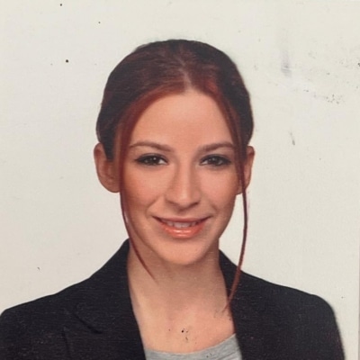 Hazal Urban Guide touristique à Paris