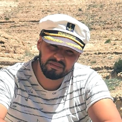 Lotfi Bouguezine Guide touristique en Algérie